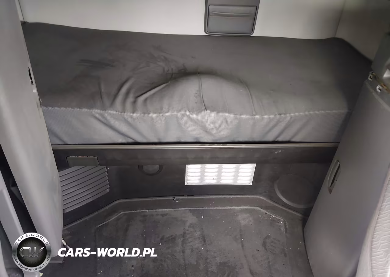 2019 Volvo Vnl VIN:4V4NC9EH0KN209717 - 7