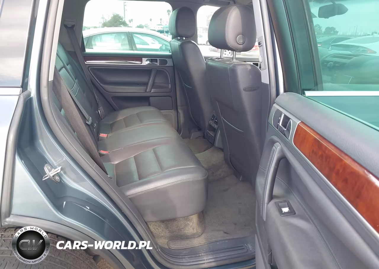 2004 Volkswagen Touareg V6 VIN:WVGZC67L14D002321 - 8