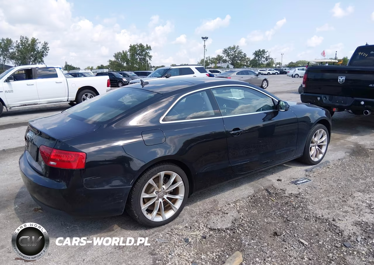 2013 Audi A5 2.0T Premium VIN:WAULFAFRXDA080508 - 4