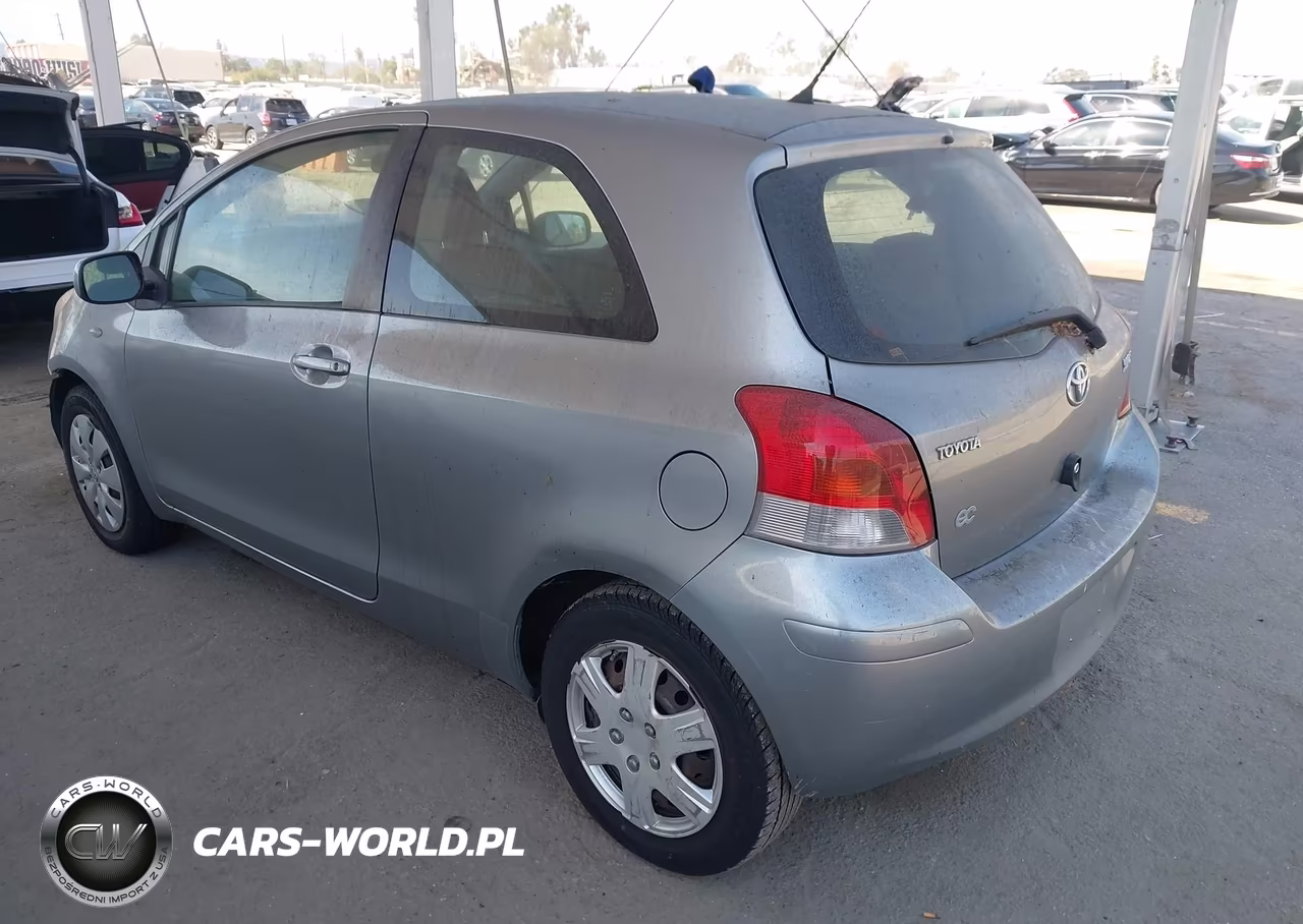 2010 Toyota Yaris VIN:JTDJT4K37A5315697 - 3