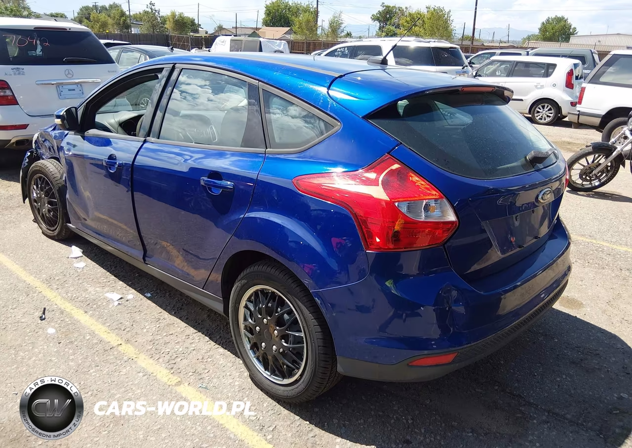 2012 Ford Focus Se VIN:1FAHP3K24CL468885 - 3