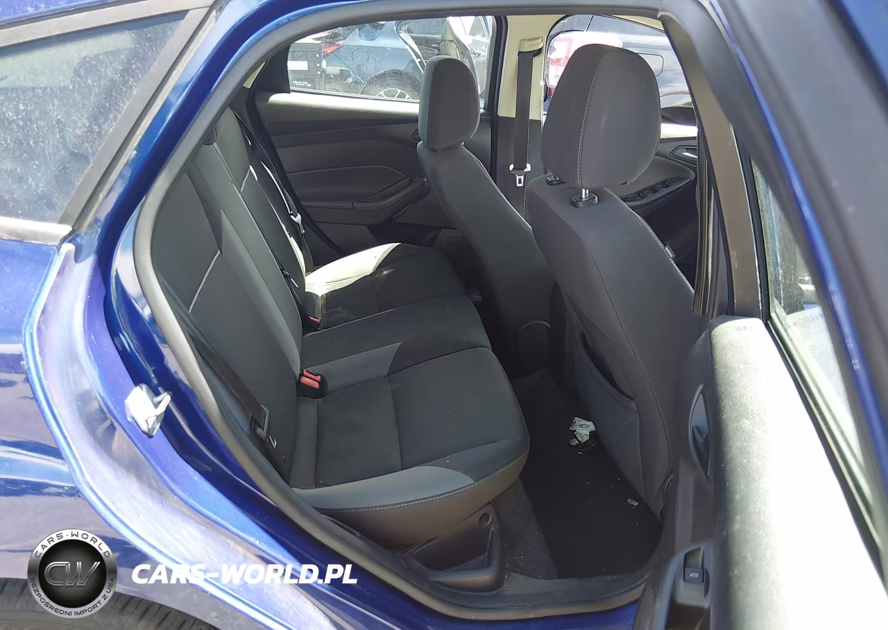 2012 Ford Focus Se VIN:1FAHP3K24CL468885 - 8