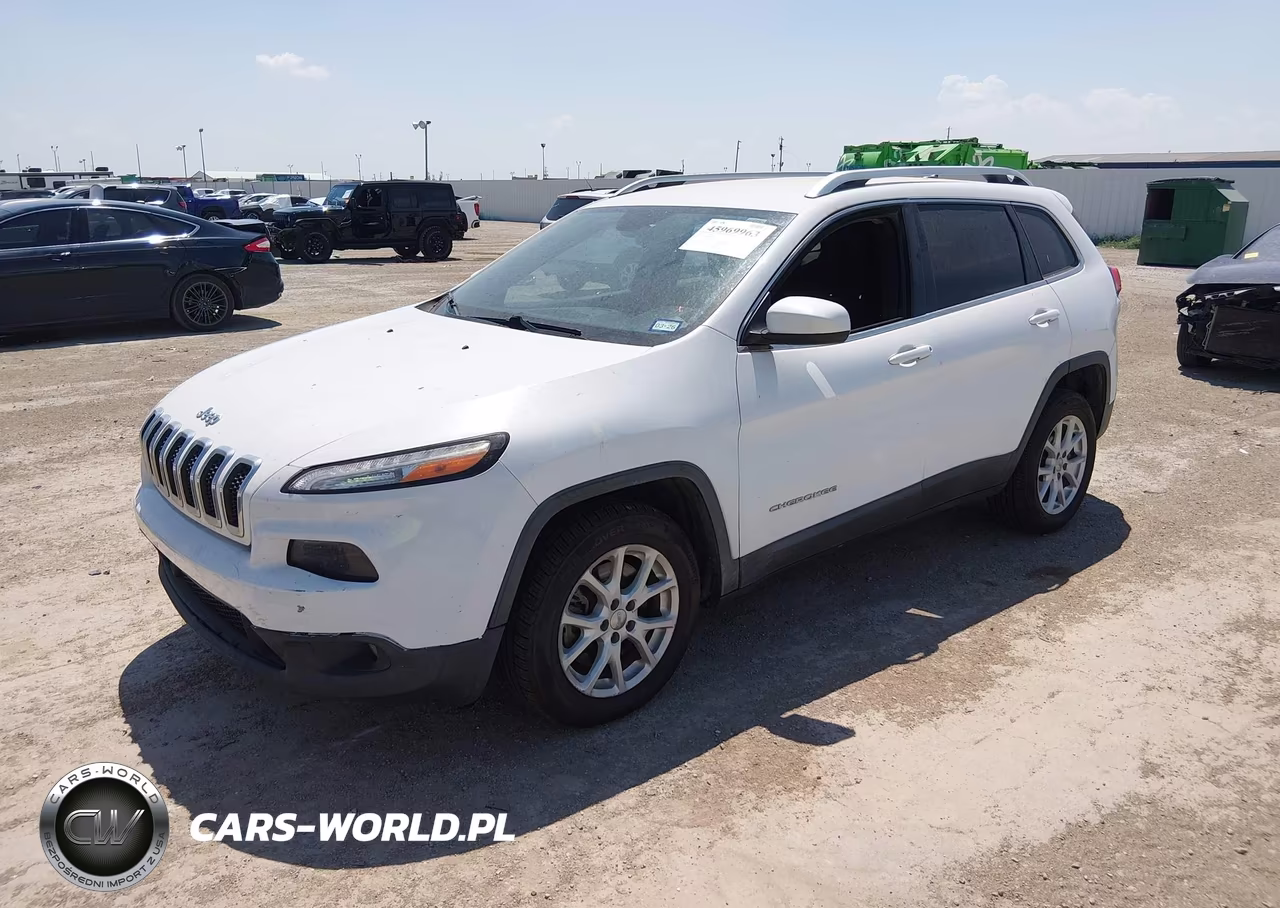 2015 Jeep Cherokee Latitude VIN:1C4PJLCB4FW741591 - 2