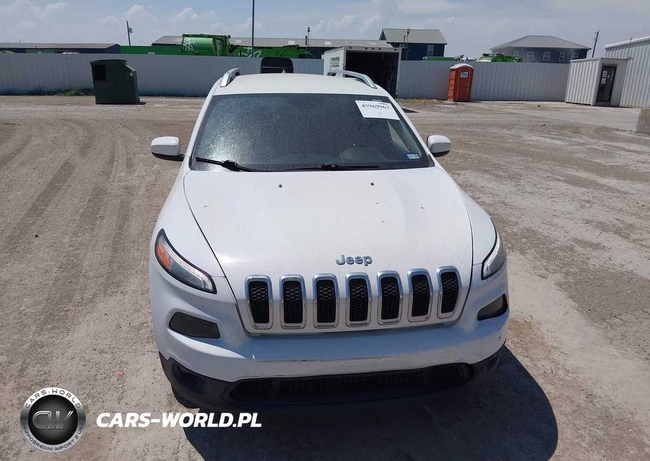 2015 Jeep Cherokee Latitude VIN:1C4PJLCB4FW741591 - 6