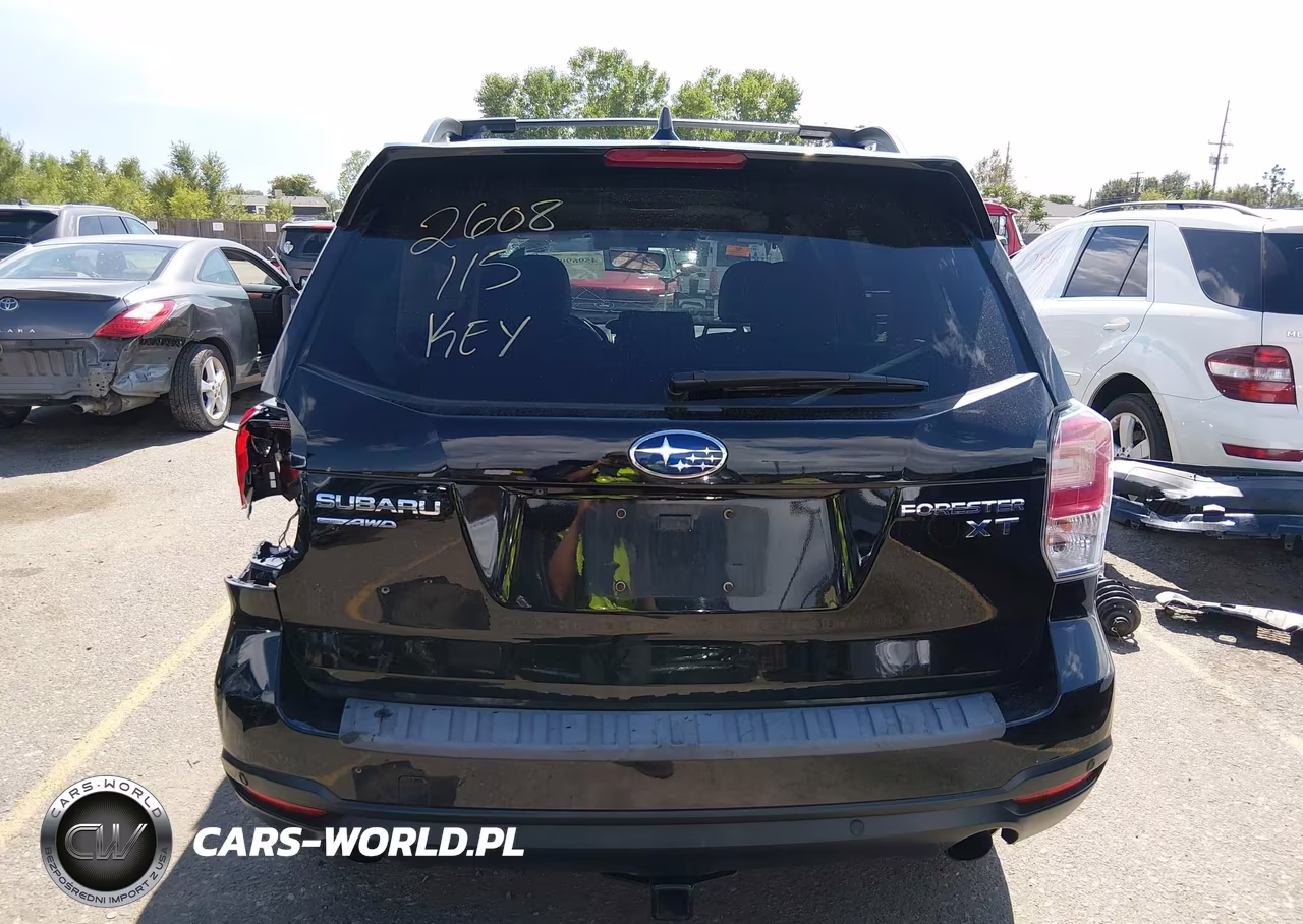 2018 Subaru Forester 2.0Xt Touring VIN:JF2SJGWCXJH543425 - 17