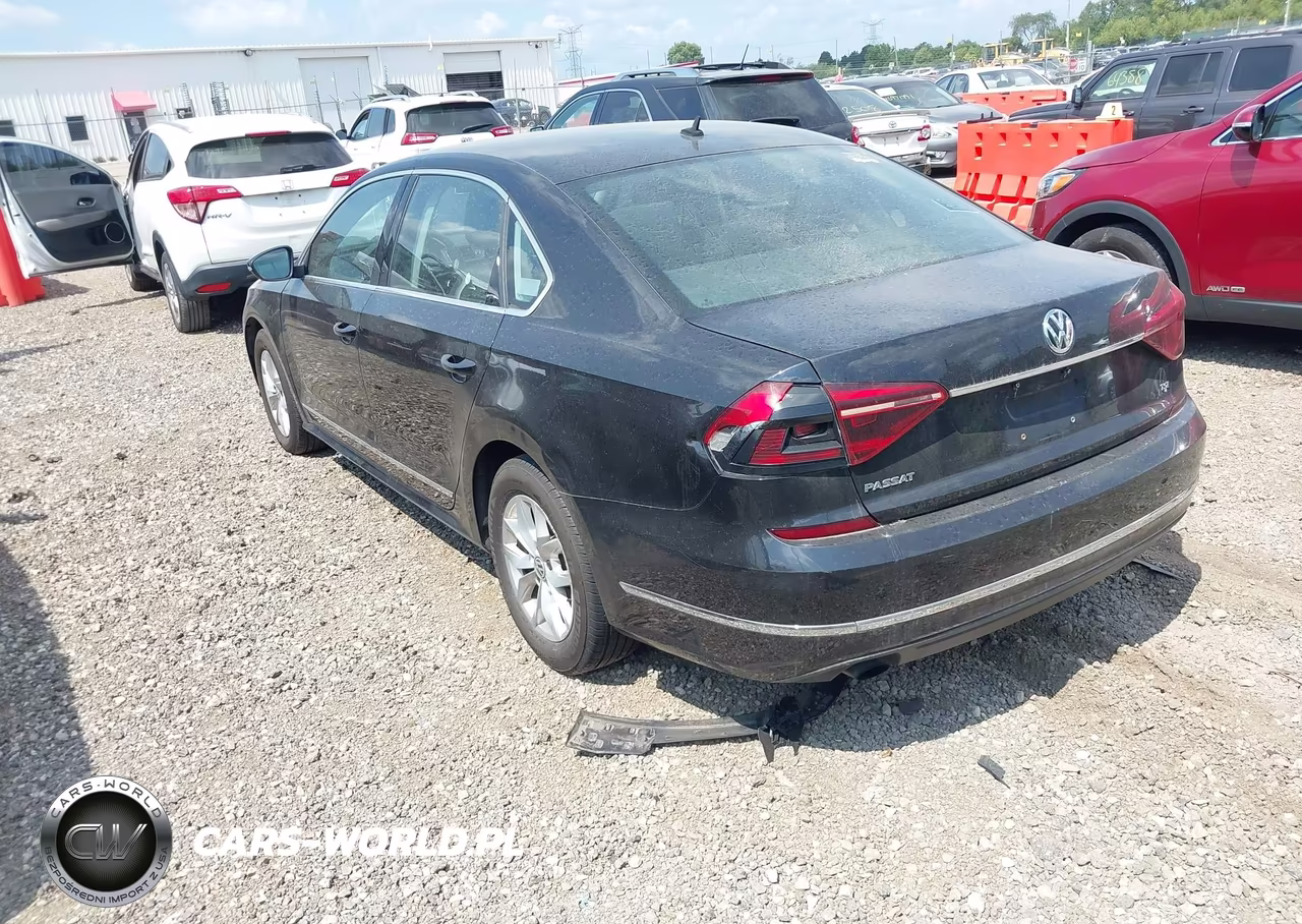 2017 Volkswagen Passat 1.8T S VIN:1VWAT7A3XHC067855 - 3