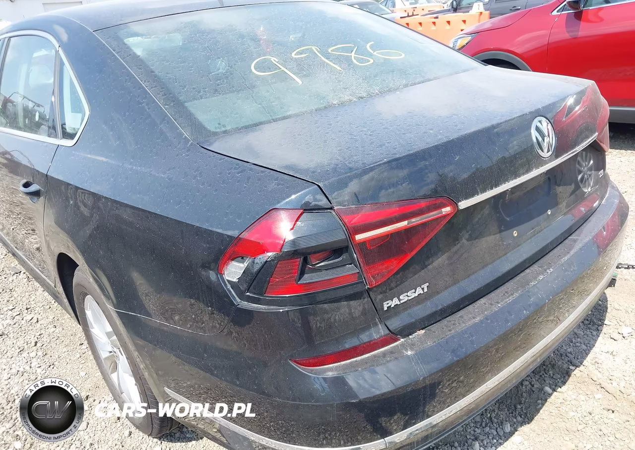 2017 Volkswagen Passat 1.8T S VIN:1VWAT7A3XHC067855 - 6