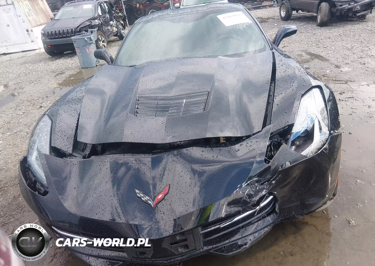 2015 Chevrolet Corvette Stingray VIN:1G1YB2D78F5116373 - 6
