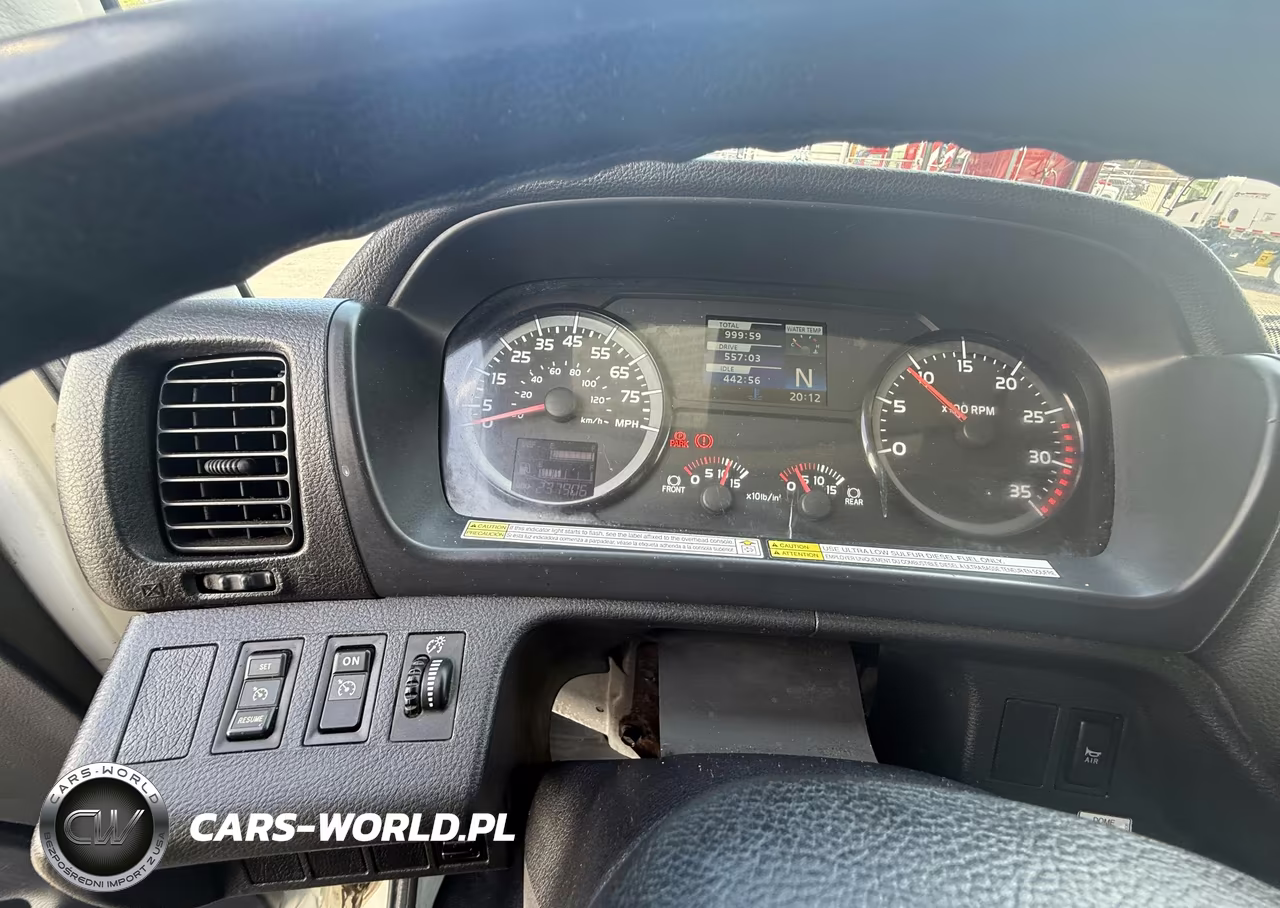 2015 Hino 268A Box Truck VIN:5PVNJ8JT9F4S56181 - 11