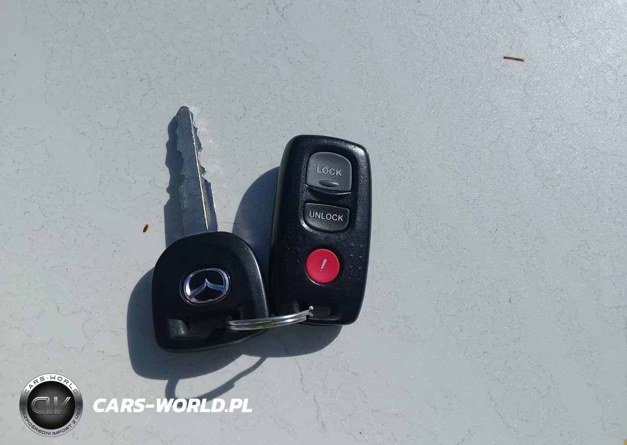 2008 Mazda Mazda3 I Touring Value VIN:JM1BK32FX81120609 - 11