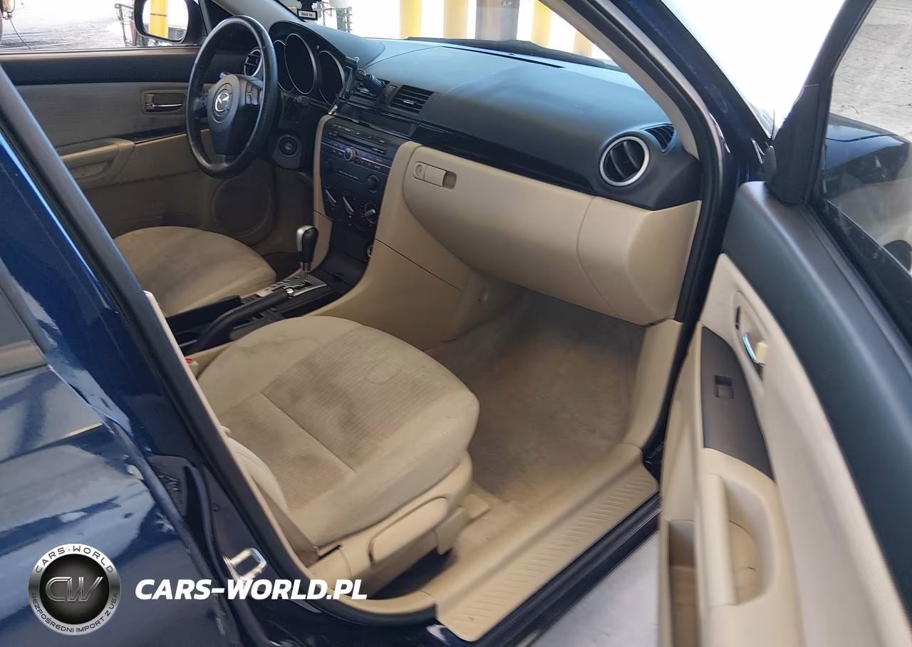 2008 Mazda Mazda3 I Touring Value VIN:JM1BK32FX81120609 - 5