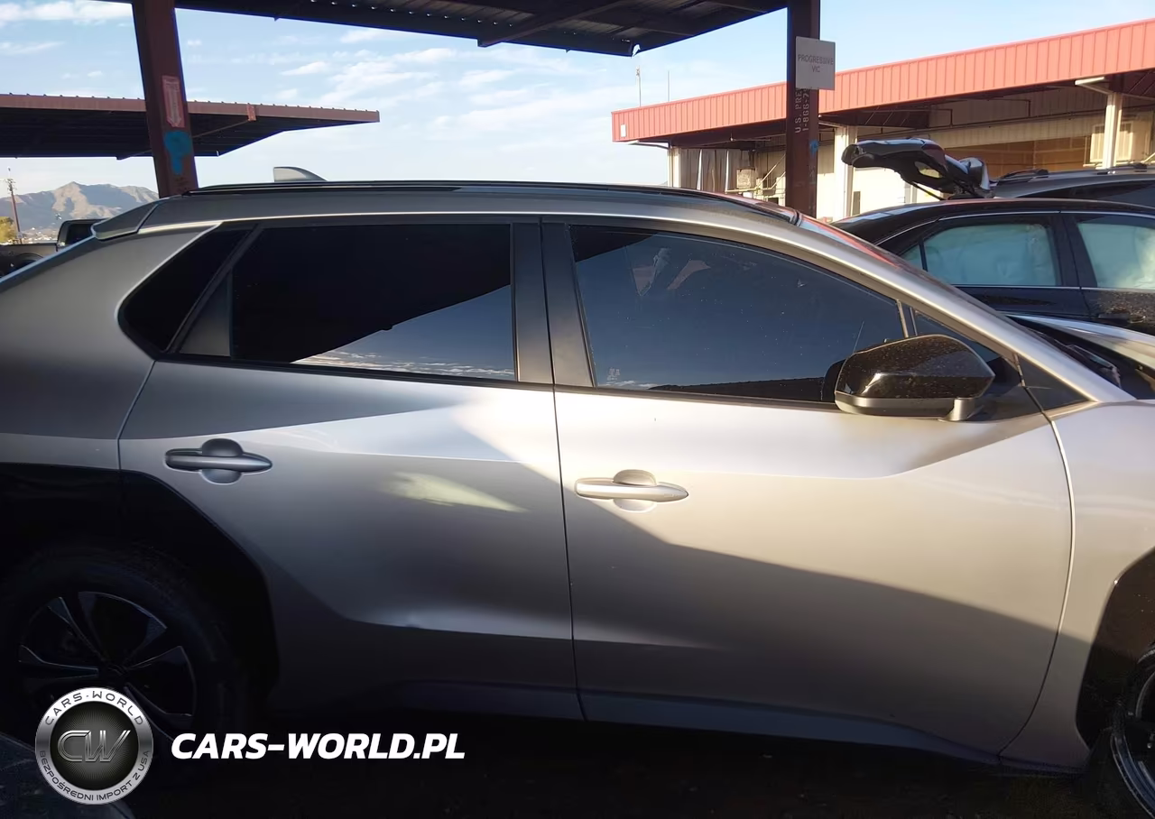2025 Toyota Bz4X Xle VIN:JTMABACA4SA096124 - 14