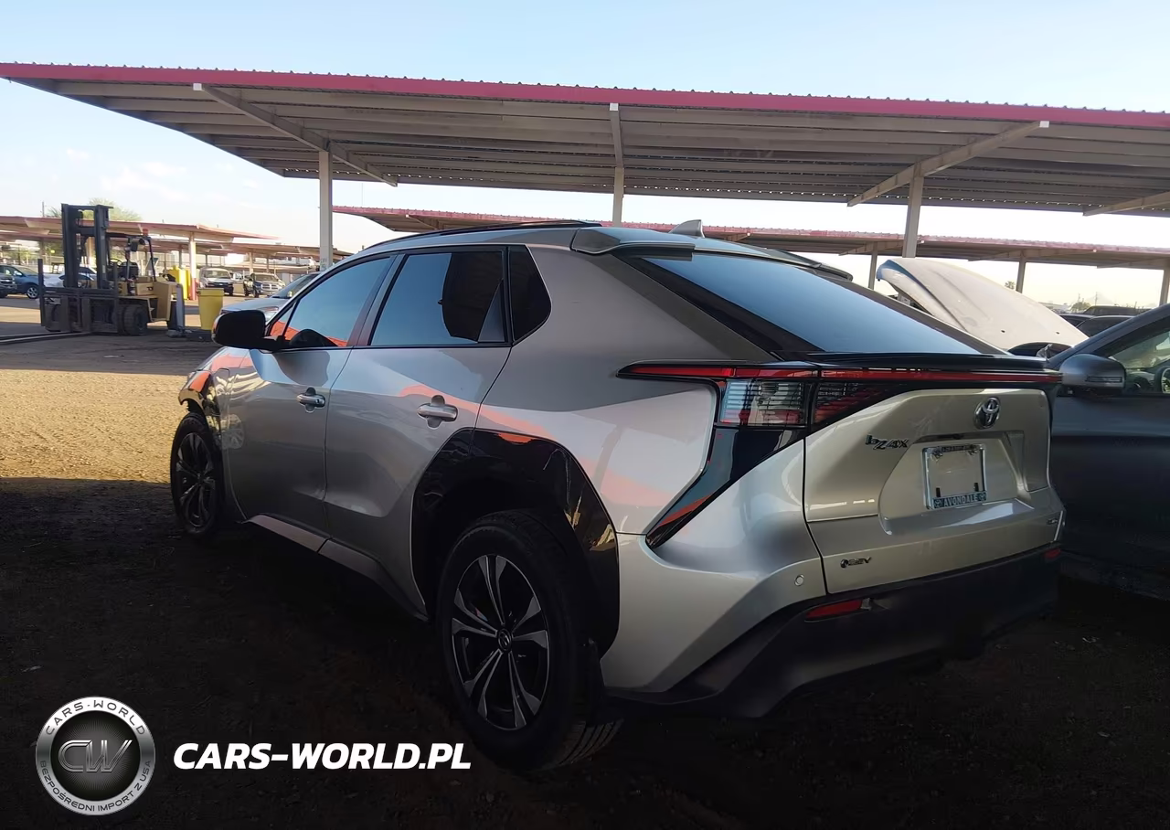 2025 Toyota Bz4X Xle VIN:JTMABACA4SA096124 - 3