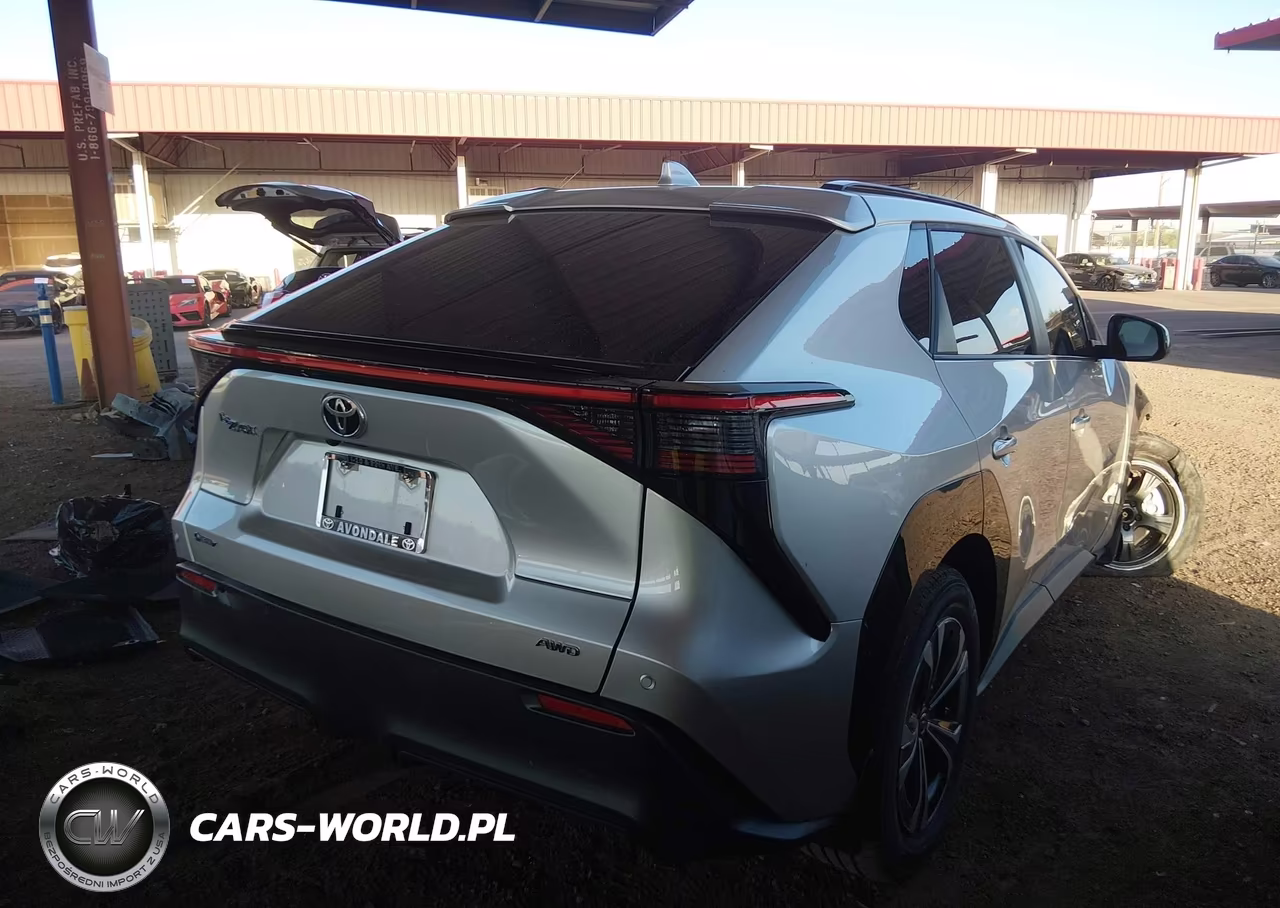 2025 Toyota Bz4X Xle VIN:JTMABACA4SA096124 - 4