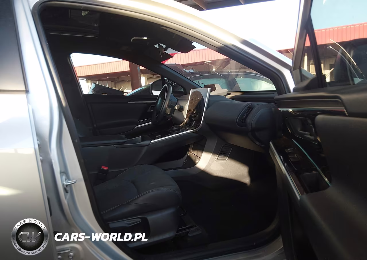 2025 Toyota Bz4X Xle VIN:JTMABACA4SA096124 - 5
