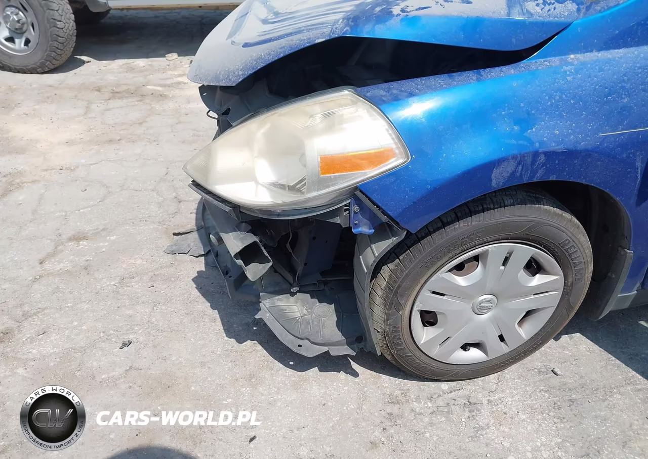 2010 Nissan Versa 1.8S VIN:3N1BC1CP2AL379234 - 15