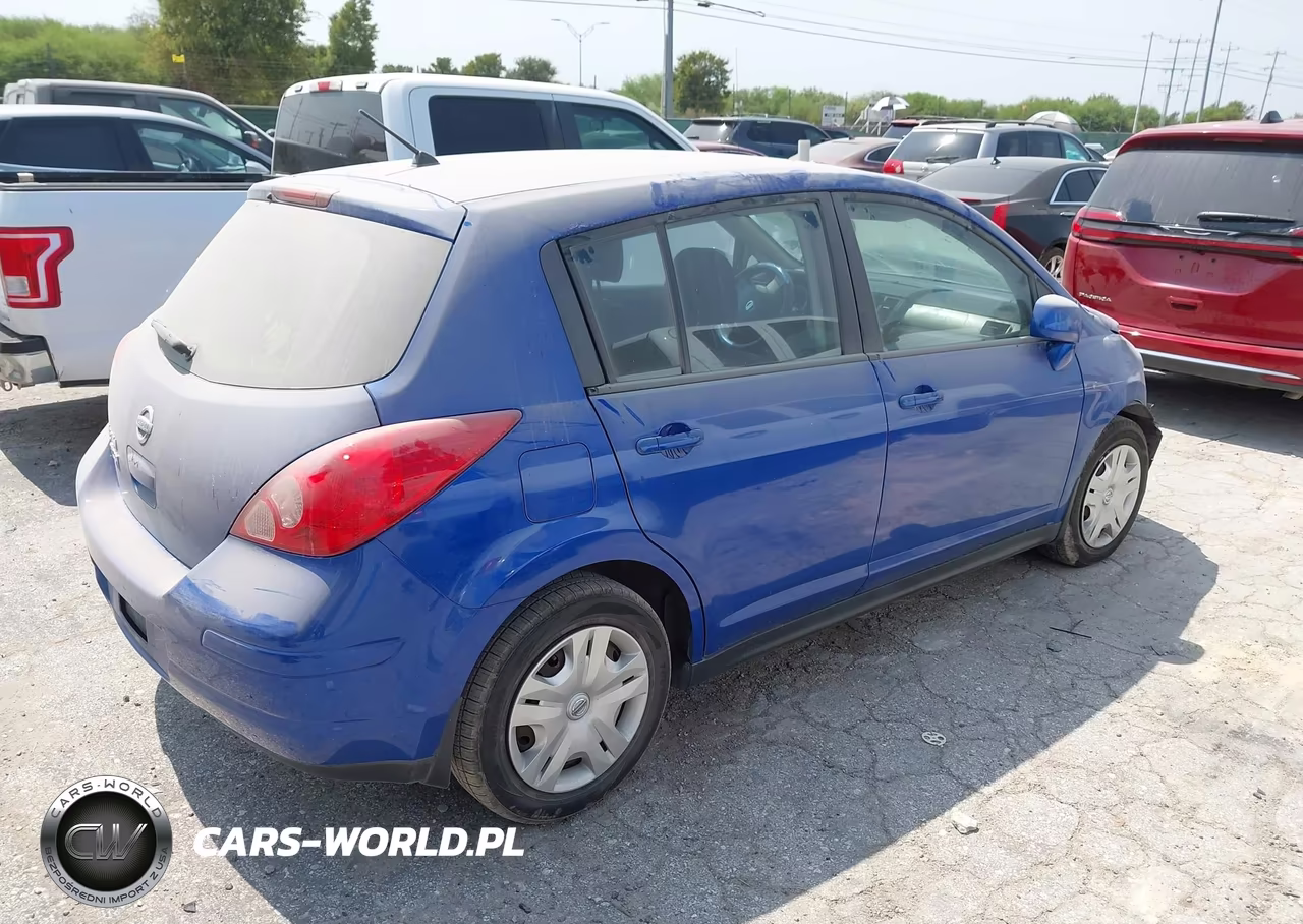 2010 Nissan Versa 1.8S VIN:3N1BC1CP2AL379234 - 4