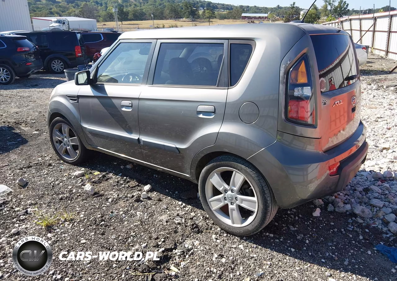 2010 Kia Soul ! VIN:KNDJT2A27A7097780 - 3