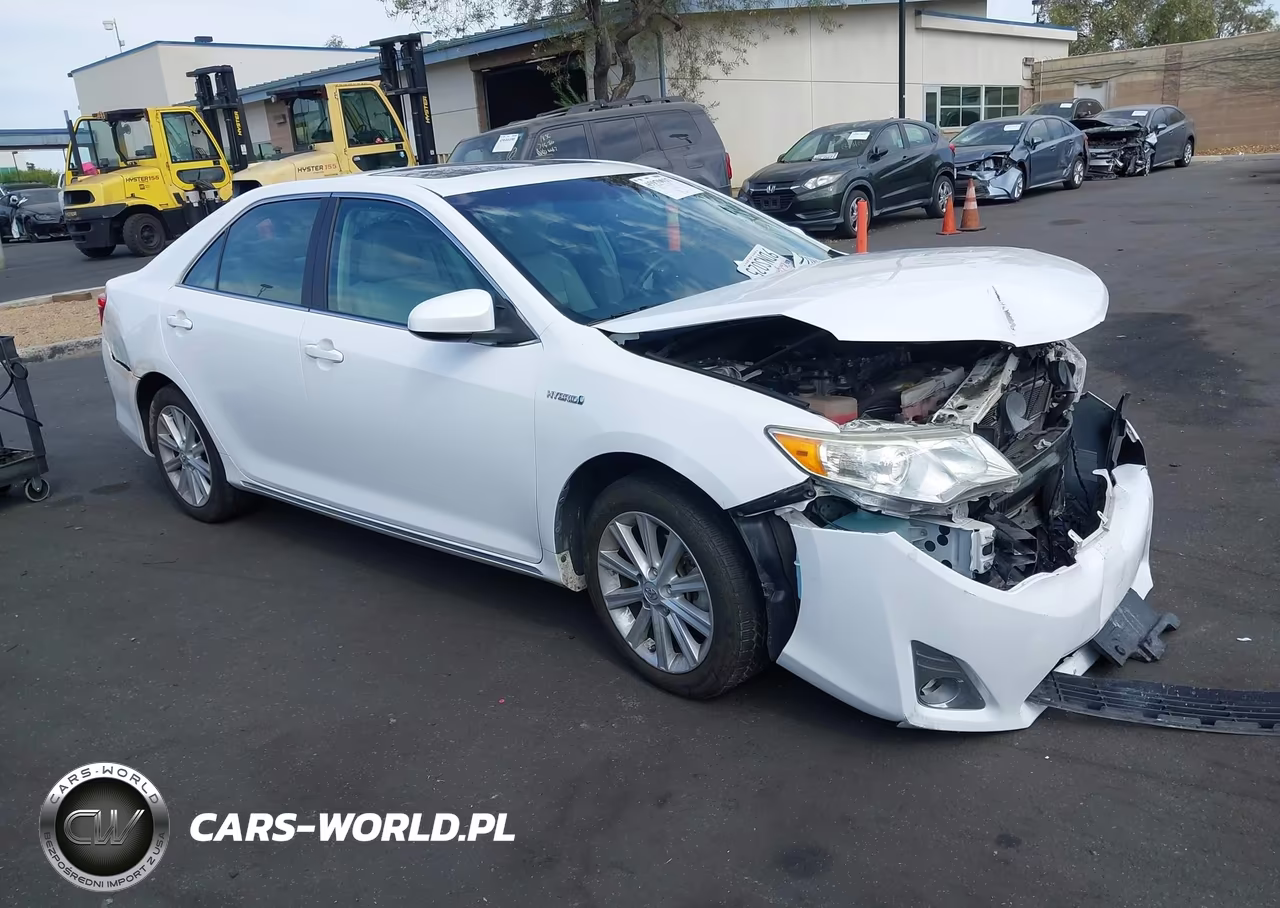 2013 Toyota Camry Hybrid Xle