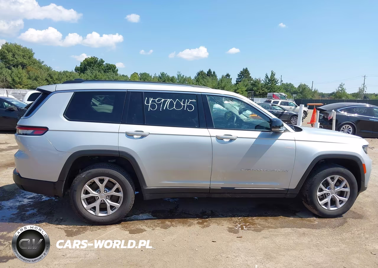 2022 Jeep Grand Cherokee L Limited 4X4 VIN:1C4RJKBG2N8536810 - 13