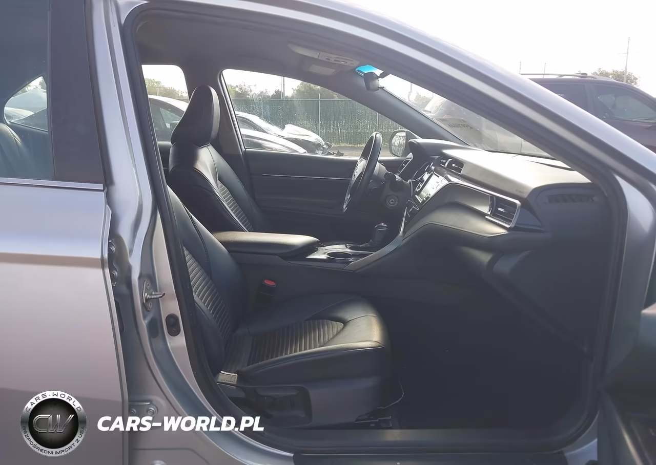 2020 Toyota Camry Se VIN:4T1G11AK4LU935242 - 5