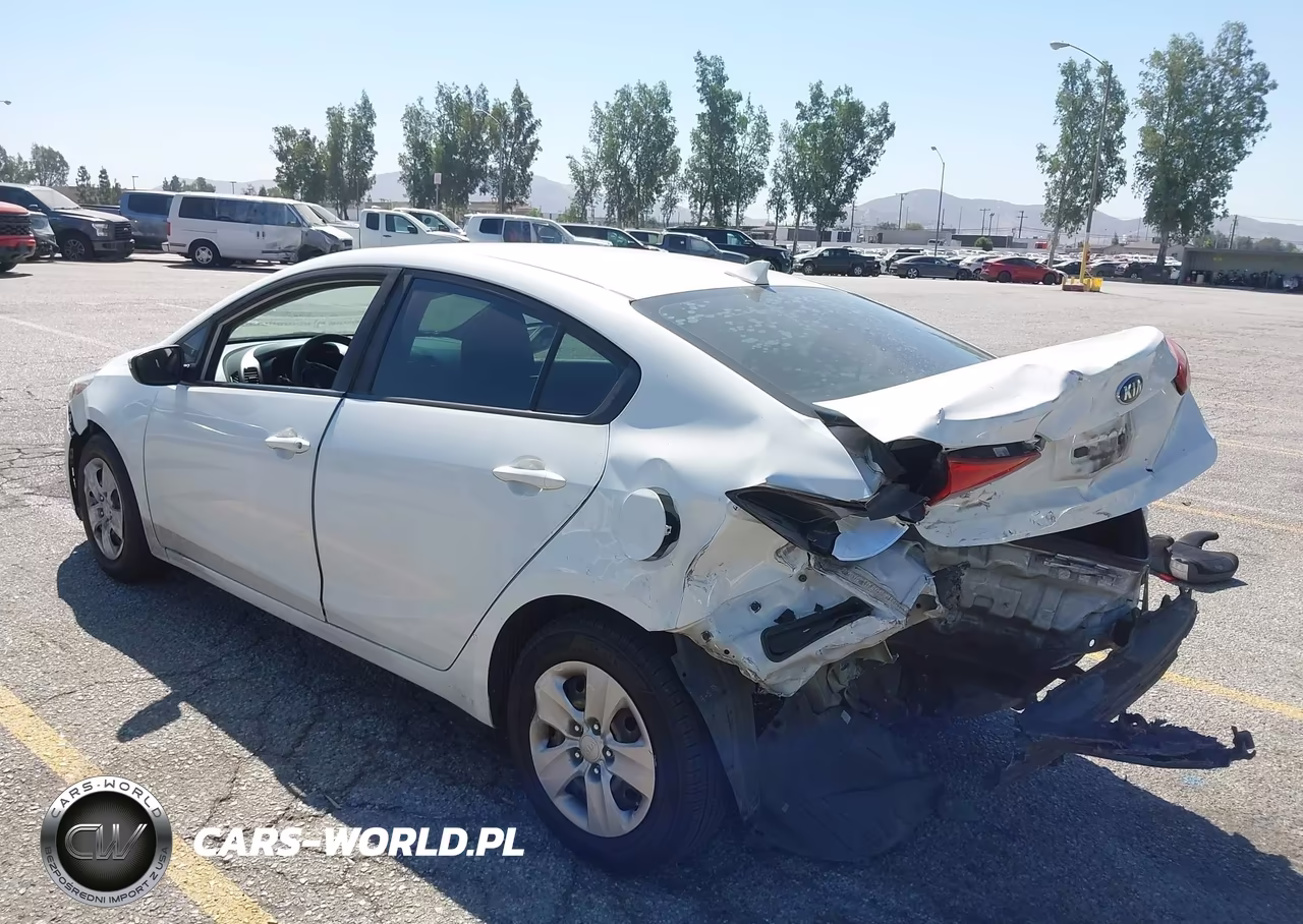 2018 Kia Forte Lx VIN:3KPFK4A75JE270275 - 3