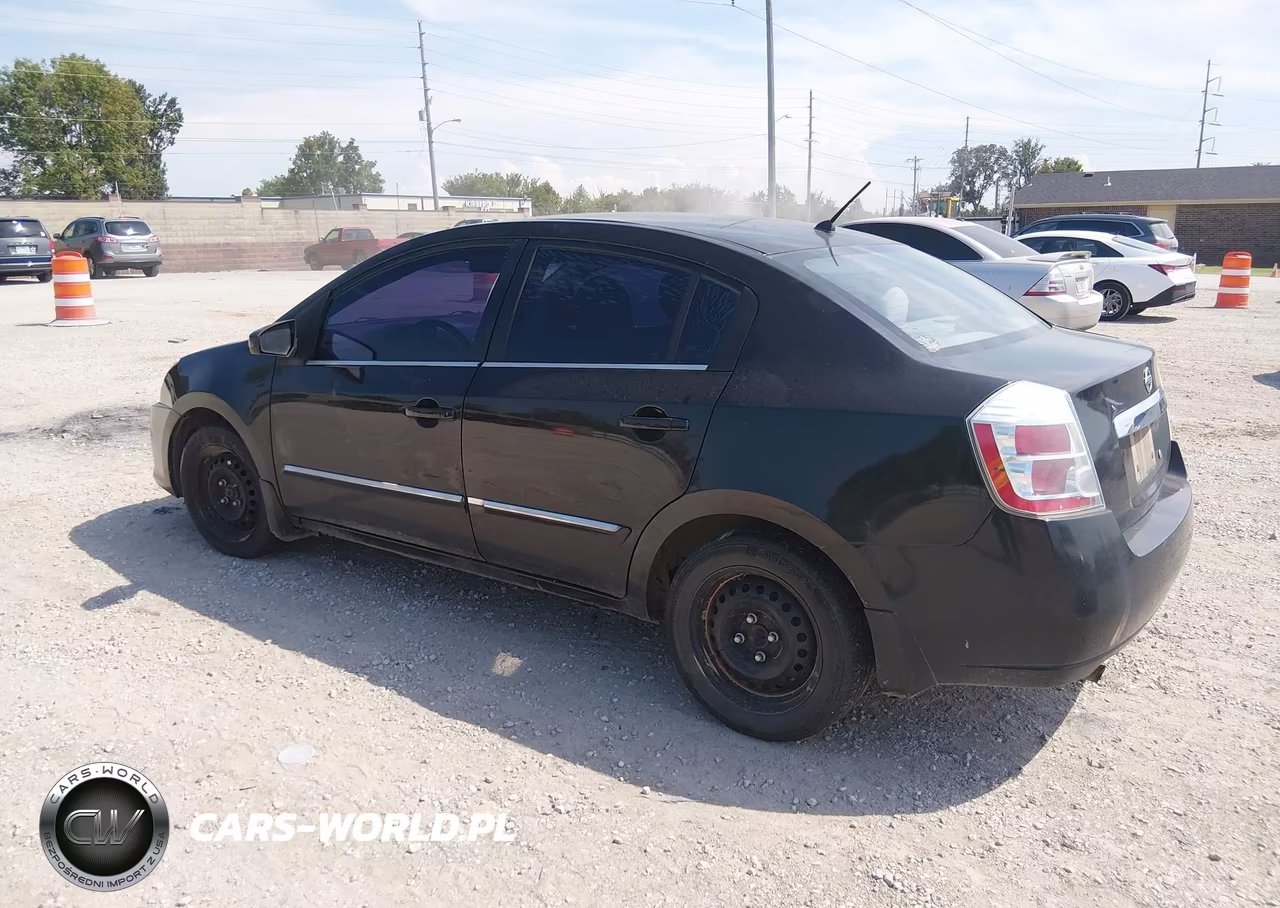 2010 Nissan Sentra 2.0S VIN:3N1AB6AP3AL615582 - 3