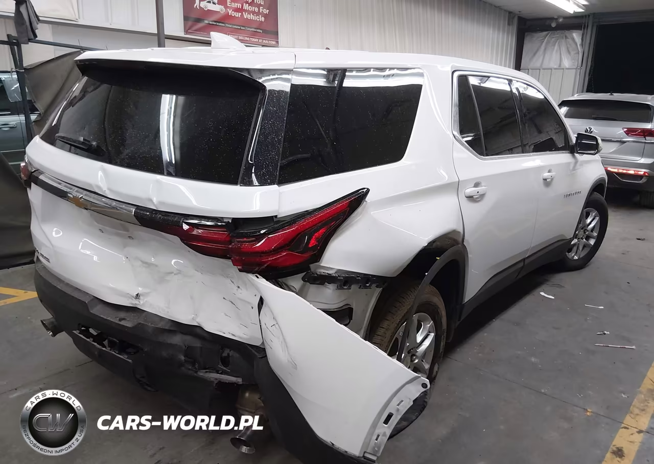2023 Chevrolet Traverse Fwd Ls VIN:1GNERFKW0PJ168104 - 4
