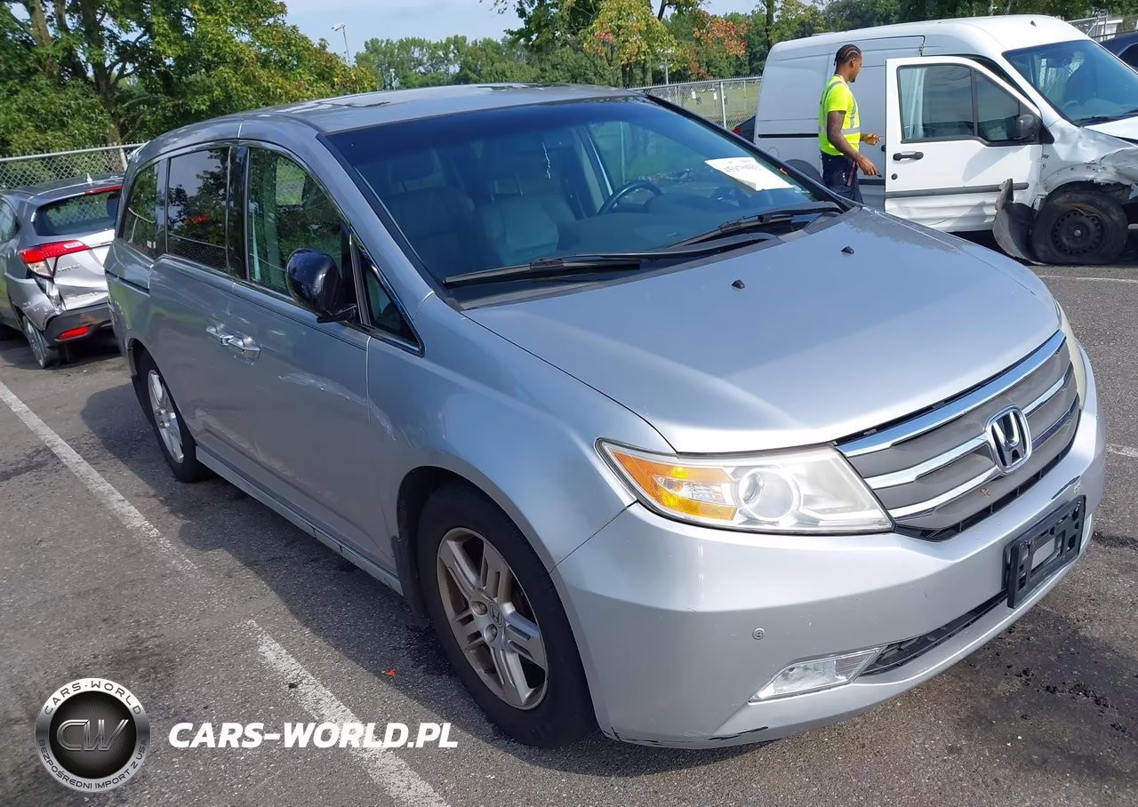 2012 Honda Odyssey Touring-Touring Elite