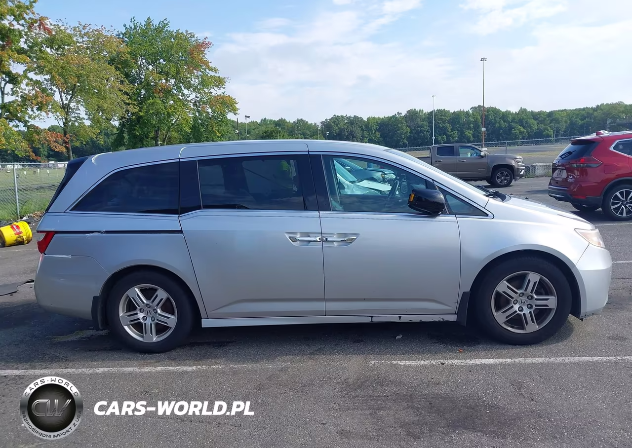 2012 Honda Odyssey Touring-Touring Elite VIN:5FNRL5H99CB007002 - 13
