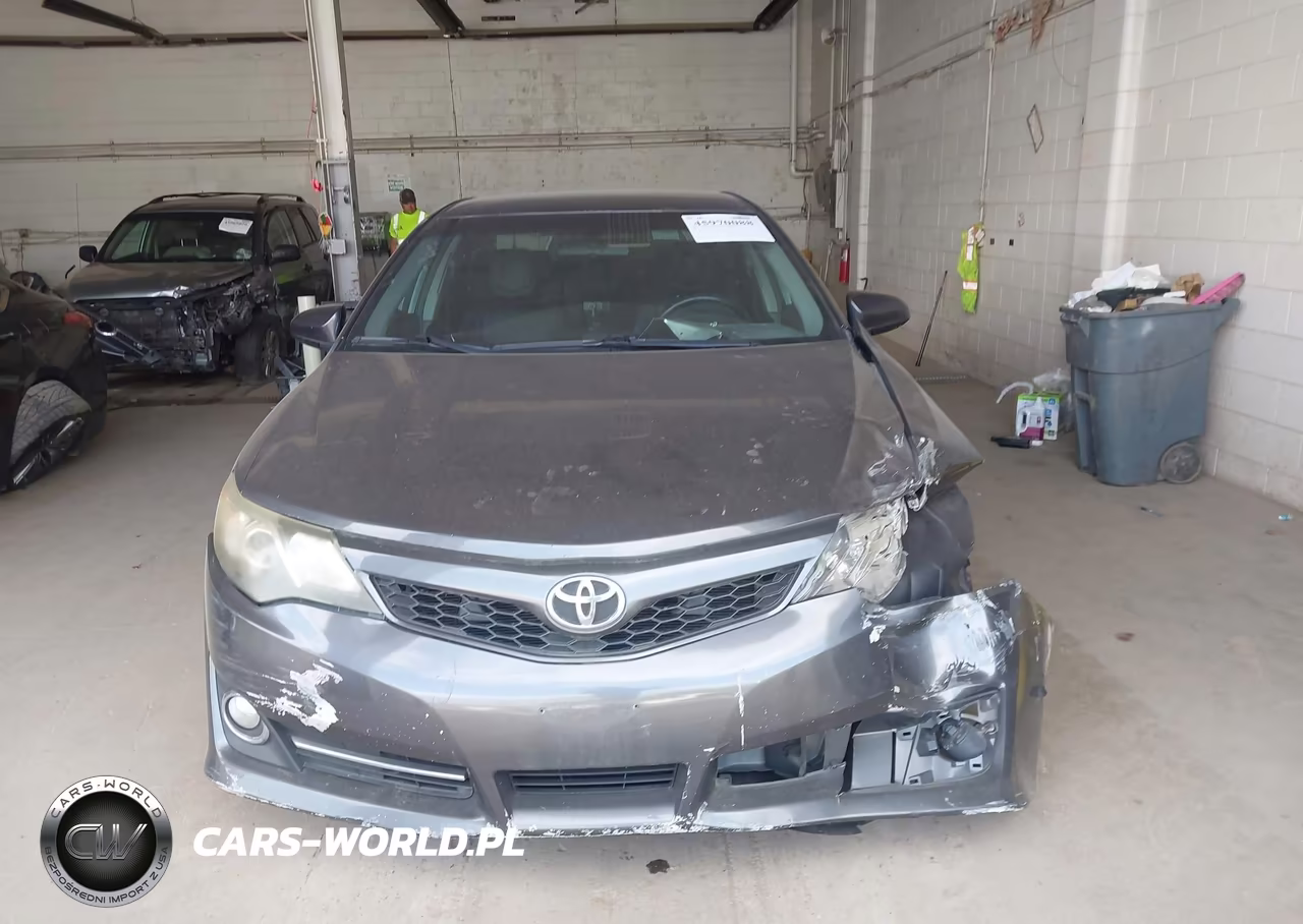 2013 Toyota Camry Se VIN:4T1BF1FK0DU670146 - 12