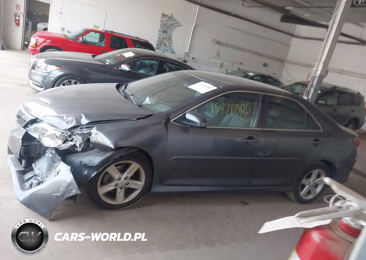 2013 Toyota Camry Se VIN:4T1BF1FK0DU670146 - 14