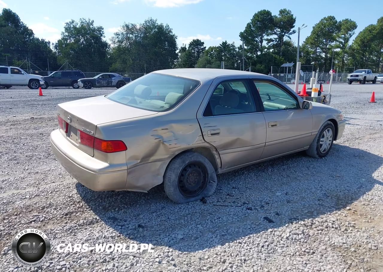 2000 Toyota Camry Le VIN:4T1BG22K3YU942395 - 4
