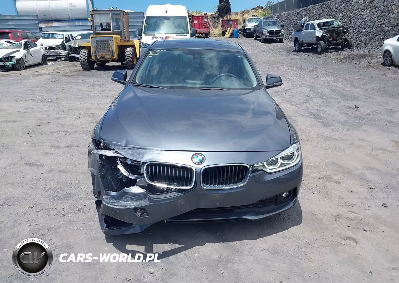2018 BMW 320I VIN:WBA8E1G54JNU90410 - 12