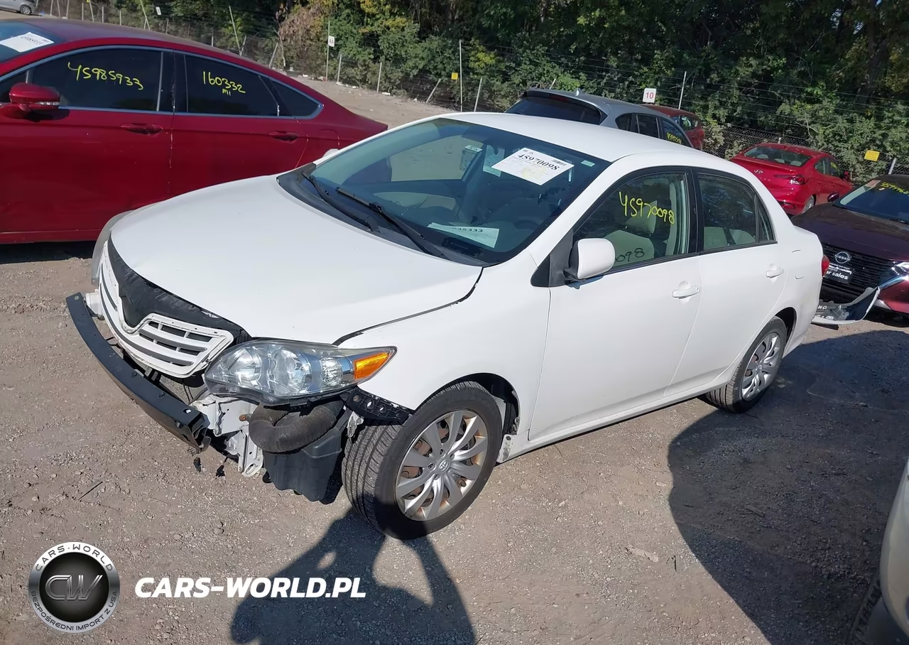 2013 Toyota Corolla Le VIN:2T1BU4EE0DC012735 - 2