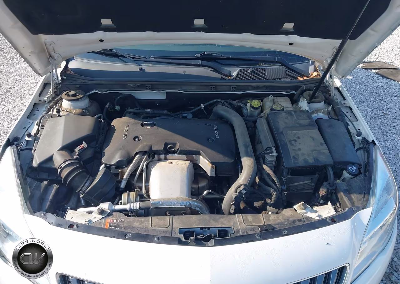 2015 Buick Regal Turbo-E-Assist Premium I VIN:2G4GN5EX8F9253628 - 10