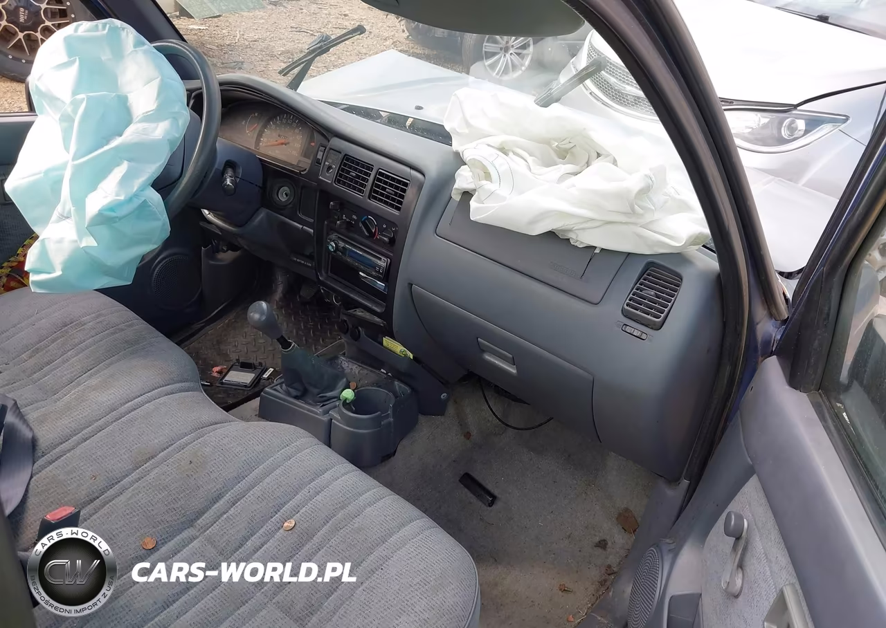 1999 Toyota Tacoma VIN:4TANL42N2XZ444947 - 5