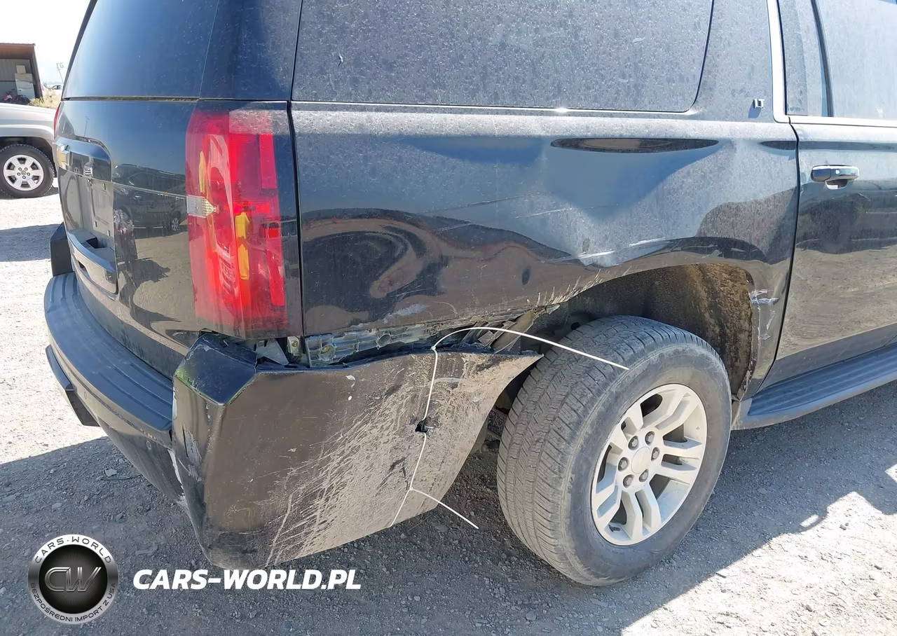 2015 Chevrolet Suburban Lt VIN:1GNSKJKC5FR536048 - 6