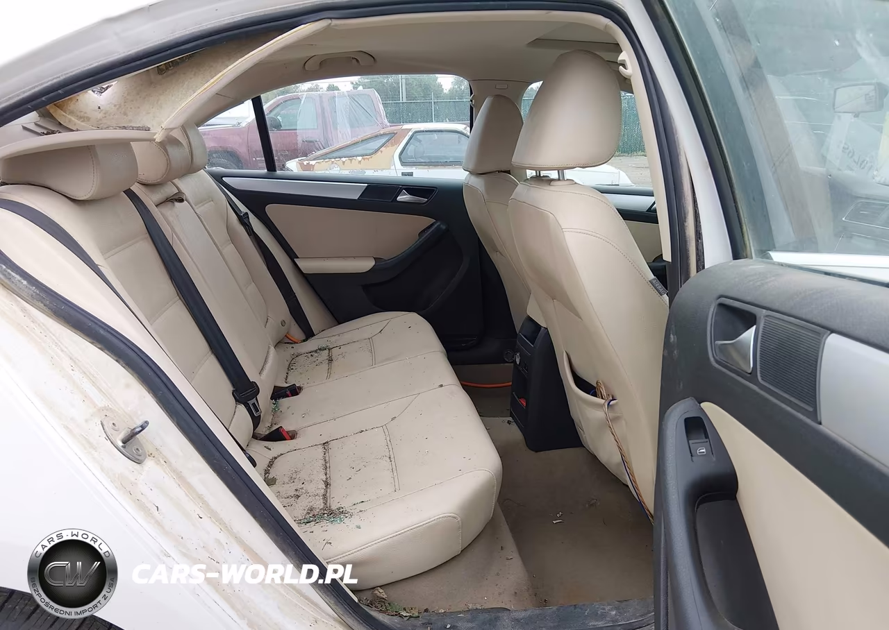 2012 Volkswagen Jetta 2.0L Tdi VIN:3VWLL7AJ8CM089643 - 8