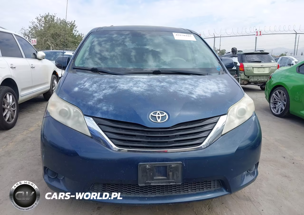 2012 Toyota Sienna Le V6 8 Passenger VIN:5TDKK3DC9CS260536 - 11
