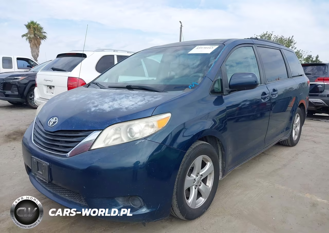 2012 Toyota Sienna Le V6 8 Passenger VIN:5TDKK3DC9CS260536 - 2