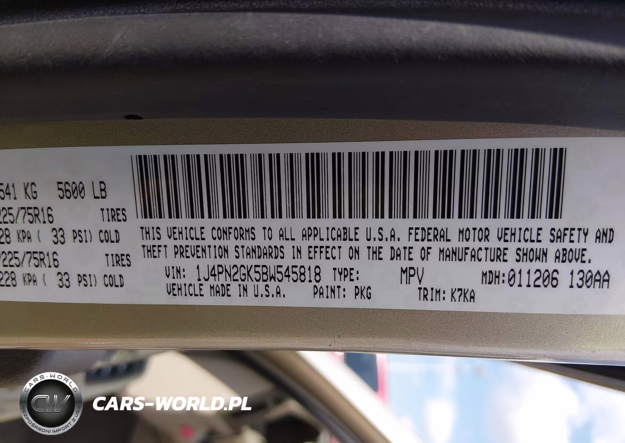 2011 Jeep Liberty Sport VIN:1J4PN2GK5BW545818 - 9