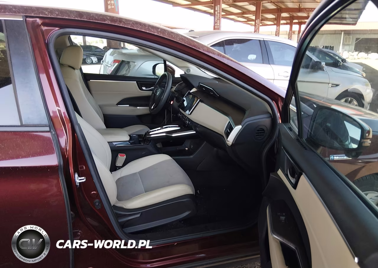 2018 Honda Clarity Plug-In Hybrid VIN:JHMZC5F19JC004638 - 5