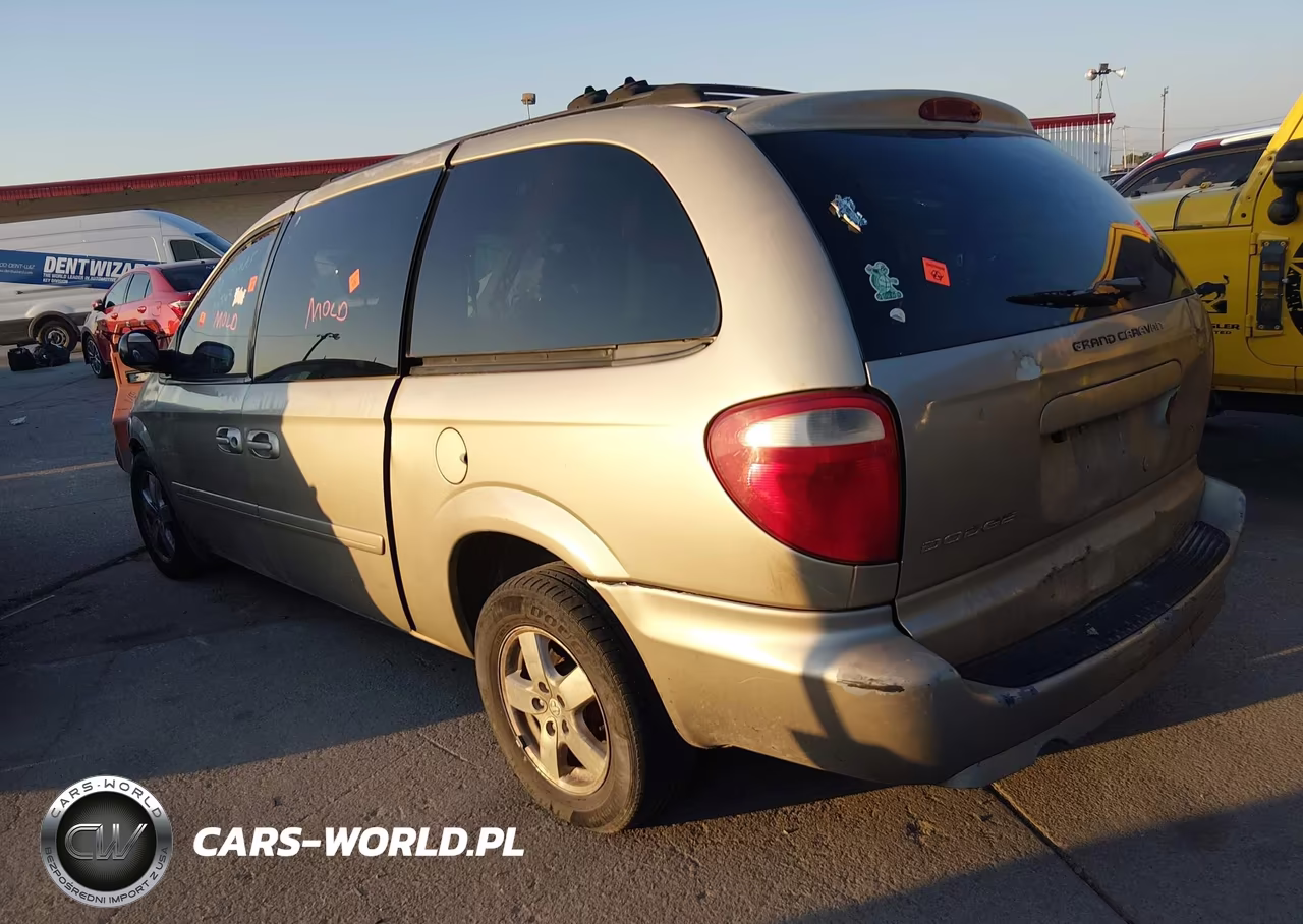 2005 Dodge Grand Caravan Sxt VIN:2D4GP44LX5R304569 - 3