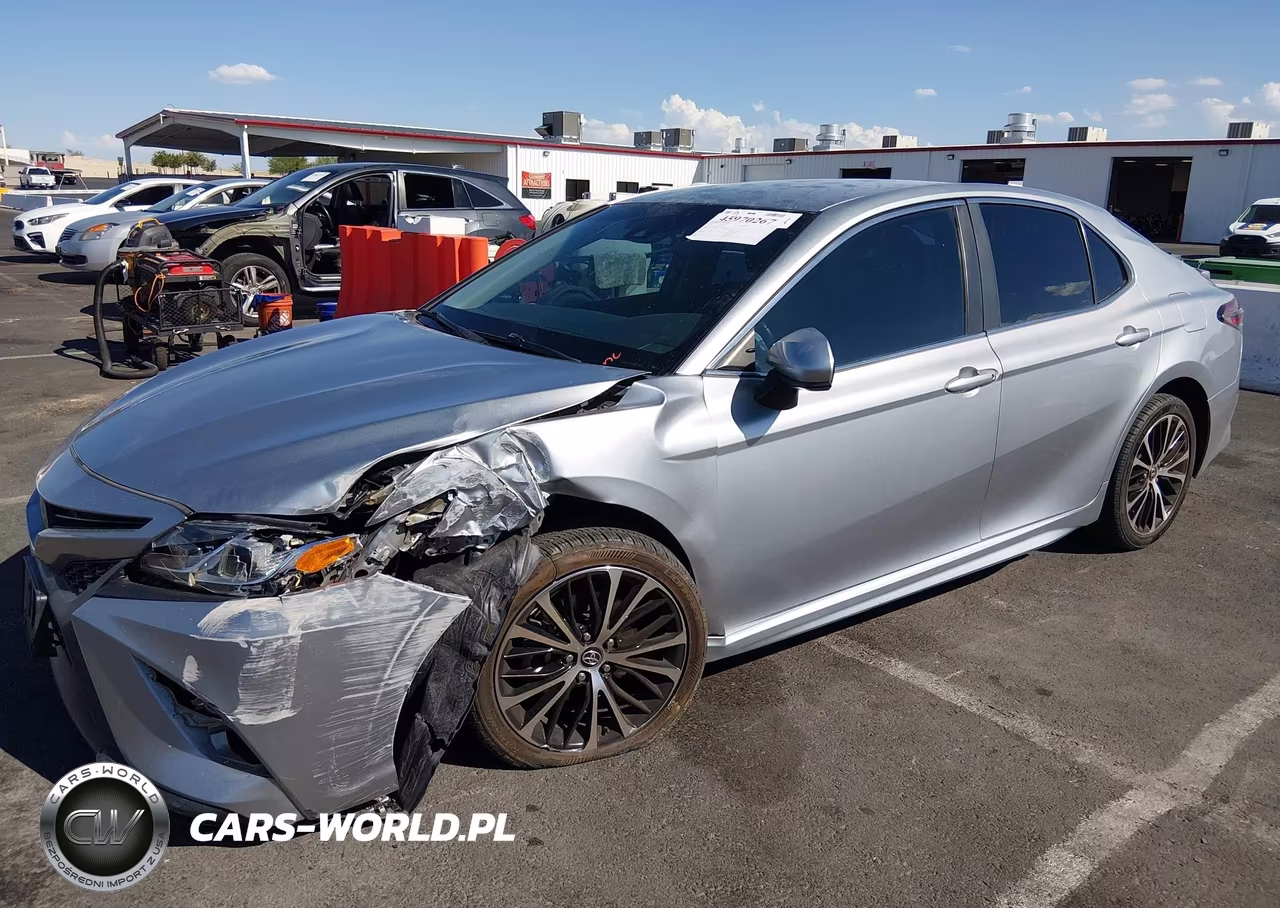 2018 Toyota Camry Se VIN:4T1B11HK9JU079854 - 2