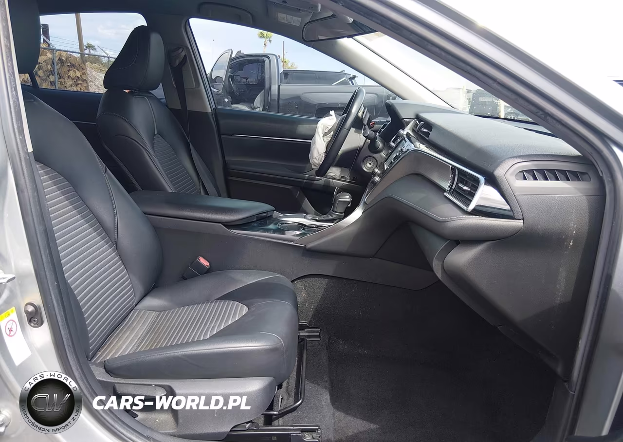 2018 Toyota Camry Se VIN:4T1B11HK9JU079854 - 5