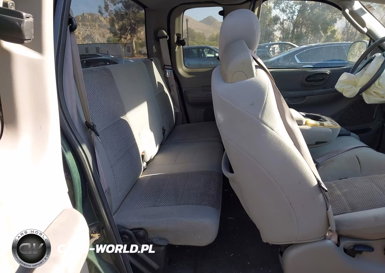 2003 Ford F-150 Xl-Xlt VIN:1FTRX17213NB23572 - 8