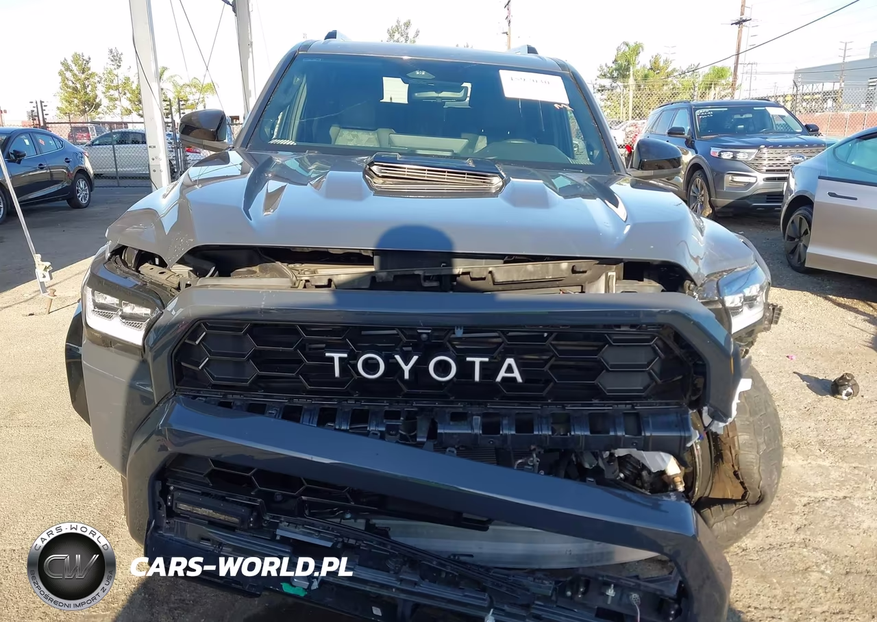 2025 Toyota 4Runner Hybrid Trd Pro VIN:JTEVB5BR0S5000817 - 12