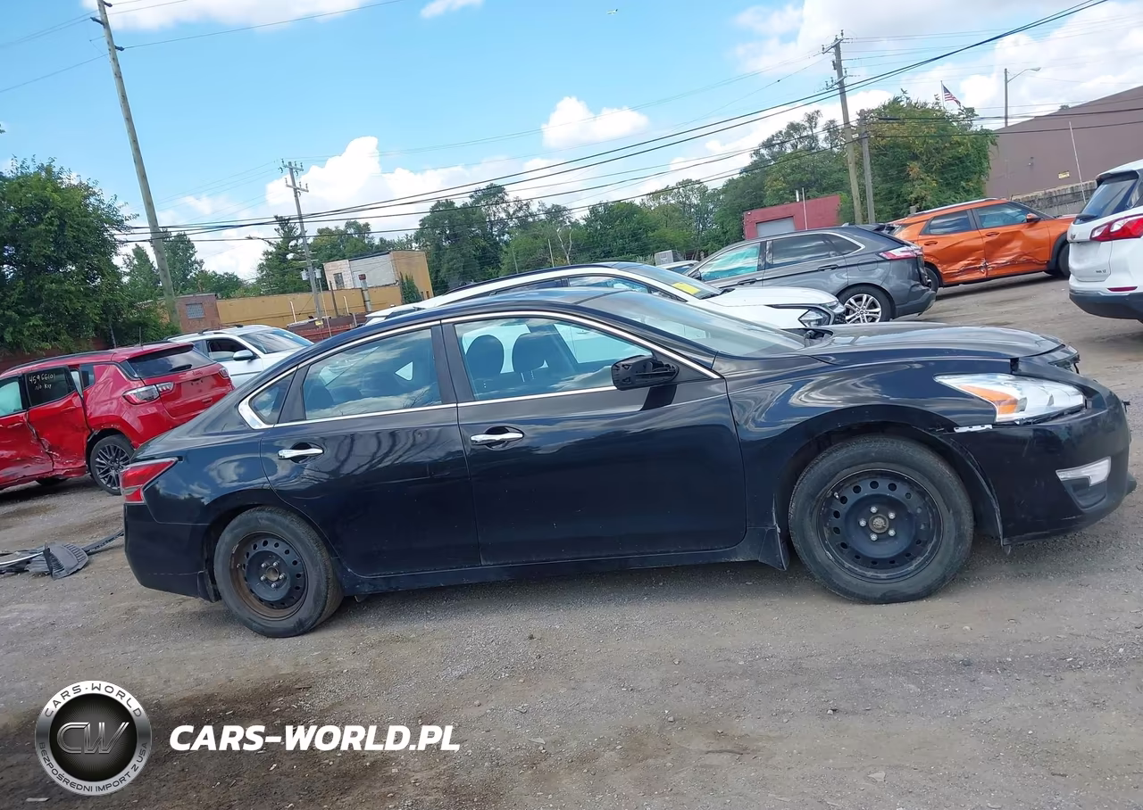 2015 Nissan Altima 2.5 S VIN:1N4AL3AP0FC197015 - 12