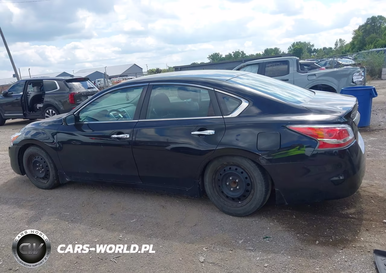 2015 Nissan Altima 2.5 S VIN:1N4AL3AP0FC197015 - 13